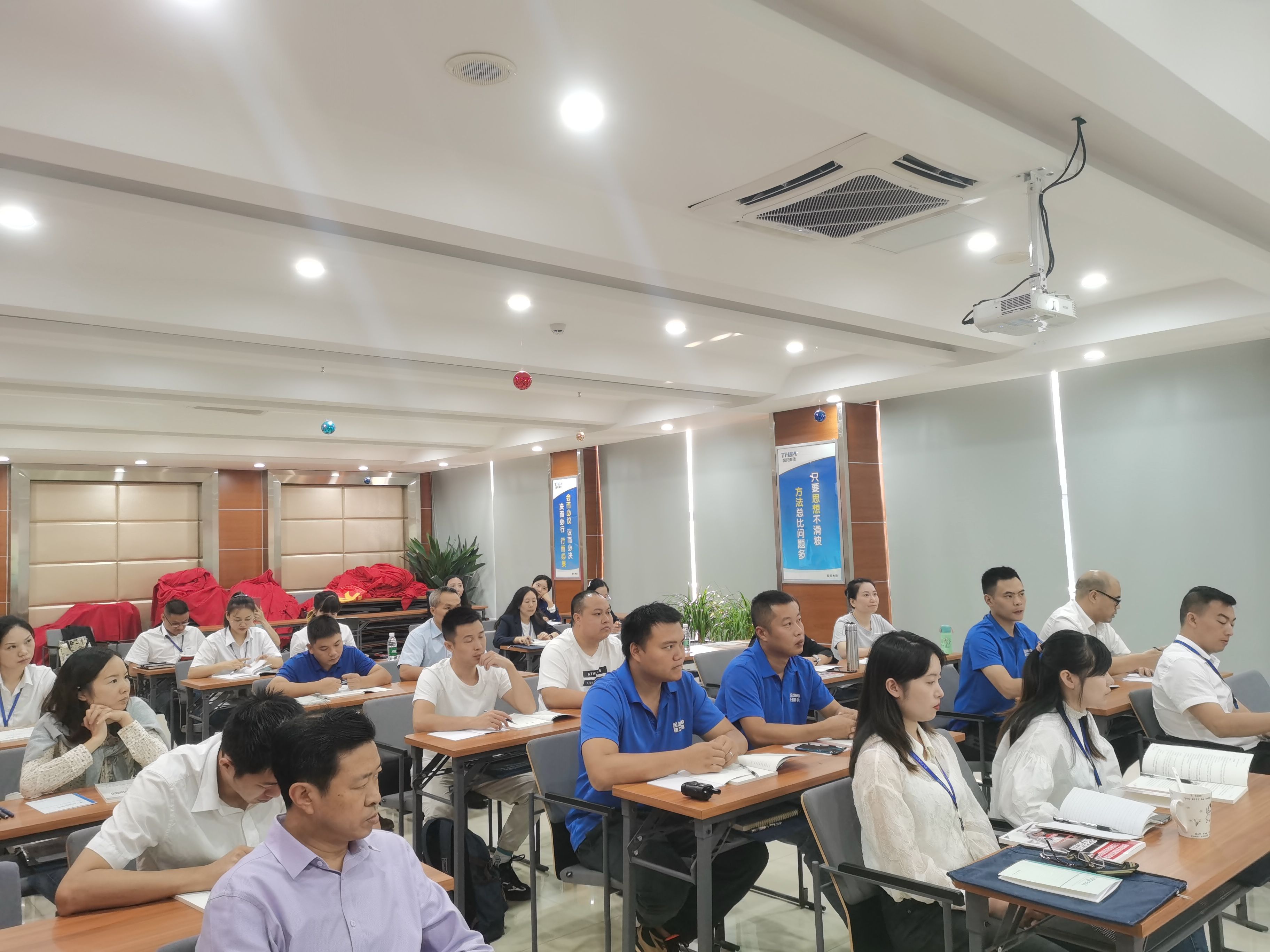 提升職業(yè)技能 強(qiáng)化學(xué)習(xí)賦能——智邦集團(tuán)開(kāi)展高級(jí)客戶(hù)服務(wù)管理師培訓(xùn)