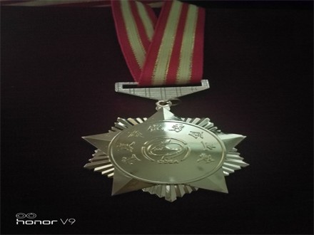 周波董事長獲優(yōu)秀企業(yè)家榮譽(yù)稱號簡報